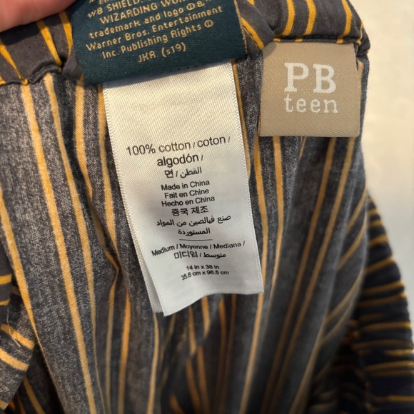 Pottery Barn Teen Harry Potter Pajamas Hufflepuff Stripe Shirt Pants size medium - Picture 8 of 16